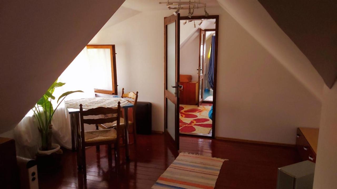 Casa Toth Din Tipterai Hotel วีเชวเดสซุส ภายนอก รูปภาพ